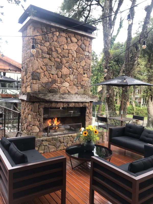 Outdoor Fireplaces